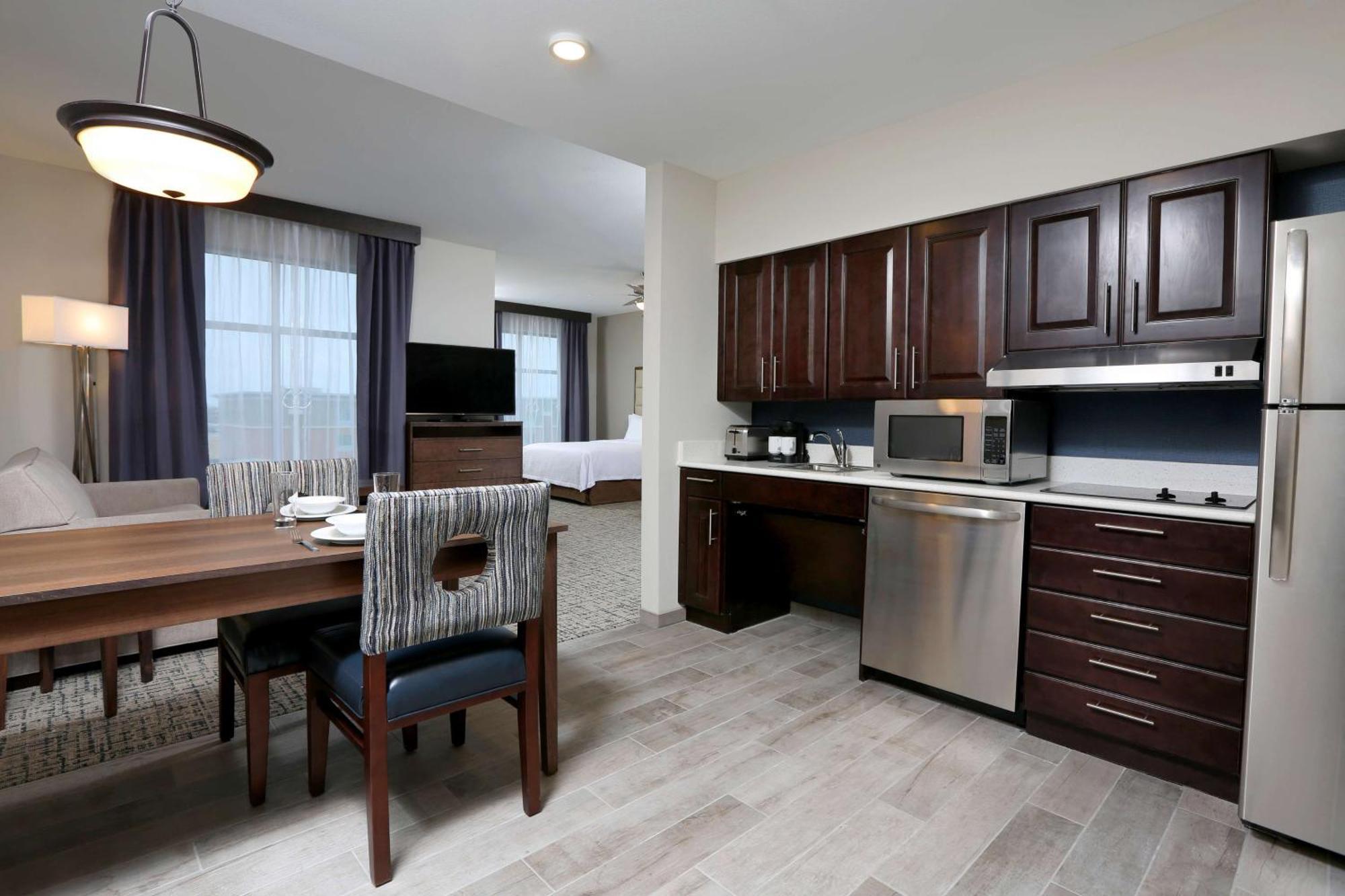 Homewood By Hilton West Fargo/sanford Medical Center